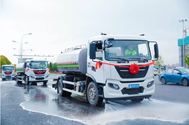 新时代中国城市美容师！Ebpay环境新能源环卫车可减排4.5万吨污染物